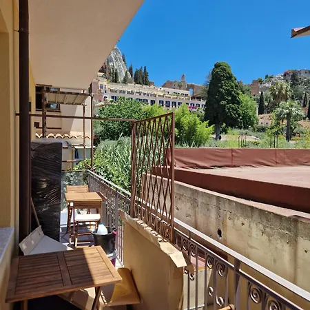 Paradise City Center Apartament