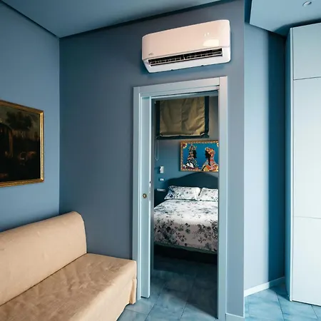 Paradise City Center Apartament *